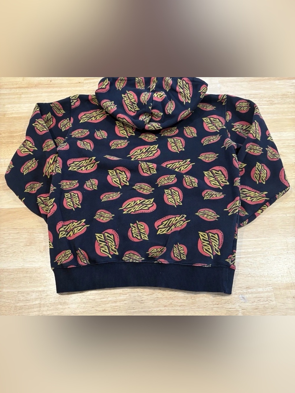 Santa Cruz Hoodie All Over Print AOP Sweater Size Small Skateboarding Black Y2K - Picture 4 of 8
